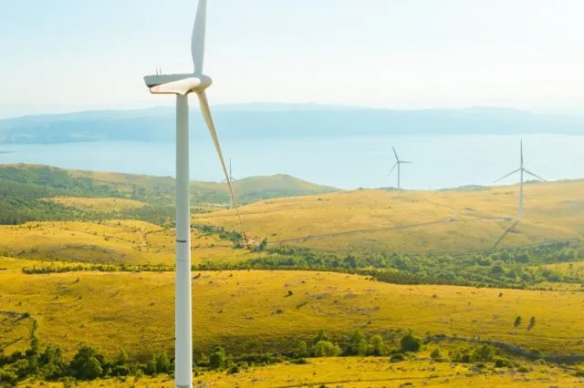 Dlaczego warto świadomie wybrać sprzedawcę energii elektrycznej?